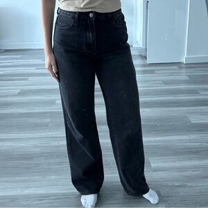Mid Rise Wide Leg Jeans